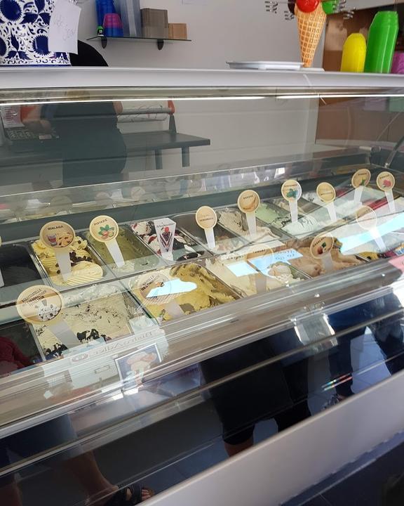 Eiscafe gelatissimo